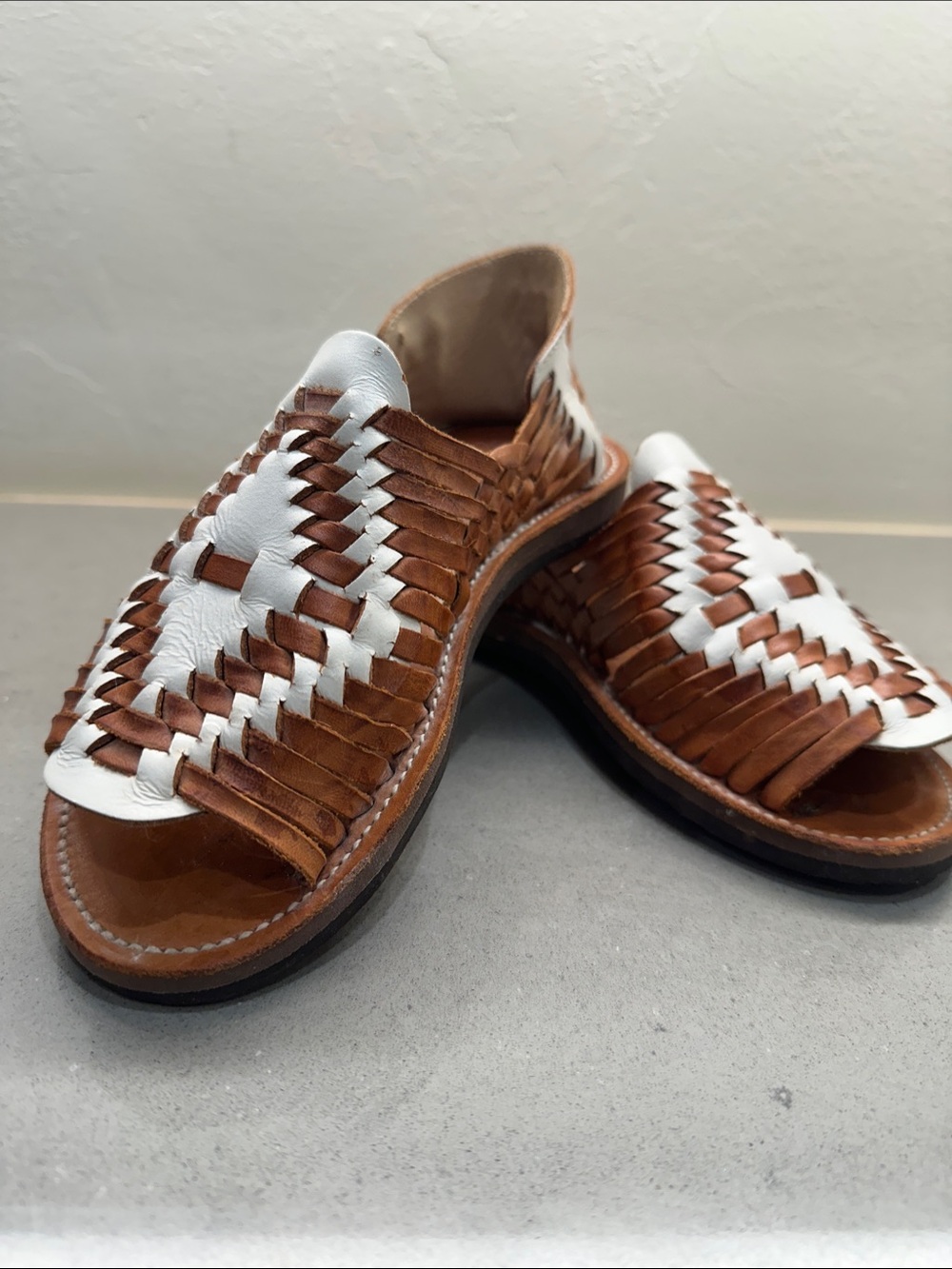 Woven Leather Huarache Sandals - Brown & White